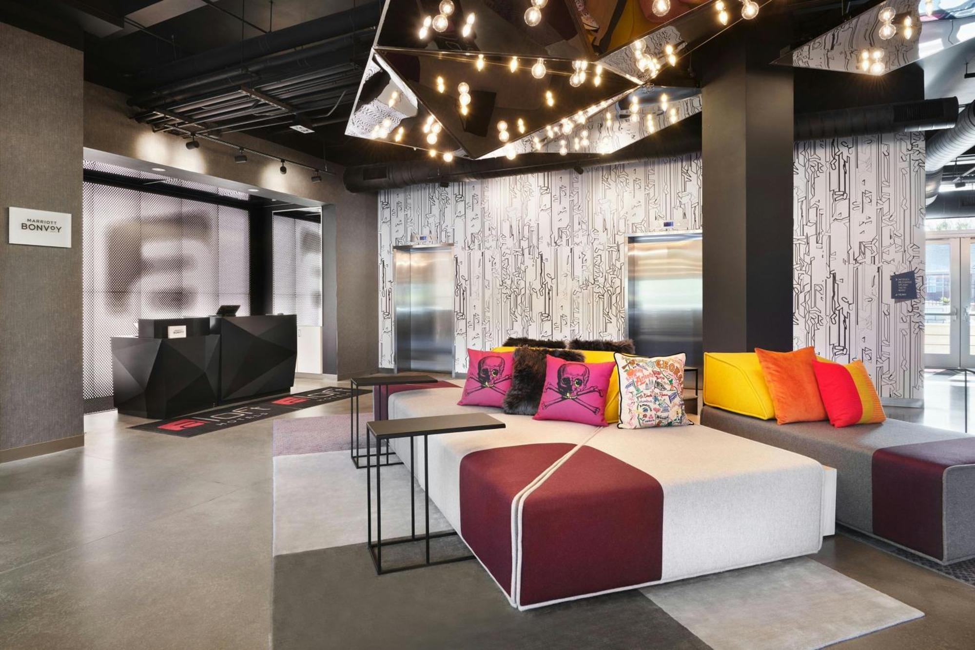 Aloft Atlanta Perimeter Center Hotel Sandy Springs Exterior photo